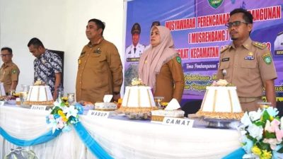 Bupati Maros Chaidir Syam Dan Wakil Bupati Suhatina Bohari Buka Musrenbang Di Kecamatan Lau Di Rangkaikan Open Defecation Free (ODF)
