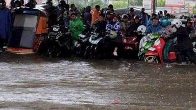 Banjir Dimana-Mana, Sekolah di Makassar Diliburkan