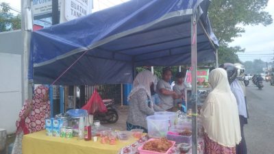 Hanya Ada di Maros, Pasar yang Muncul Sekali Dalam Setahun
