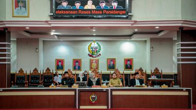 *Sembilan Fraksi DPRD Sulsel Sampaikan Hasil Reses ke Gubernur Sulsel