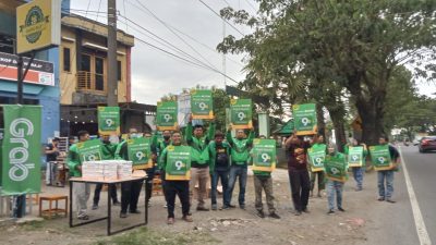 Driver Ojek Online Yang Tergabung Komunitas GRAB Maros Adakan Baksos Ramadhan 1444 H