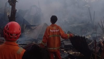 Breaking News, 3 Rumah di Lingkungan Sambotara Terbakar