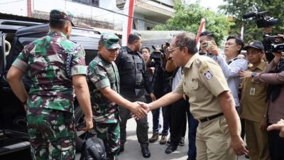 Warga Kota Makassar Dapat Bantuan RTLH KSAD, Pomanto; Ringankan Beban Pemkot