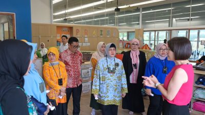 Bunda PAUD Kota Makassar Belajar Soal Pendidikan Bareng 32 Kepsek di Singapura
