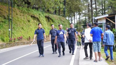 Jalan-Jalan Pagi di Malino, Andi Sudirman Dapat Sambutan Hangat Warga