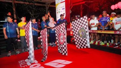 Ketua DPRD Maros Ikut Lepas Peserta Geopark Half Marathon 2023 di Bantimurung