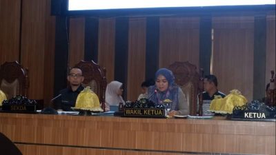 Wakil ketua DPRD Maros Fatmawati Pimpin Paripurna Pandangan Umum Fraksi Terhadap Anggaran Perubahan APBD