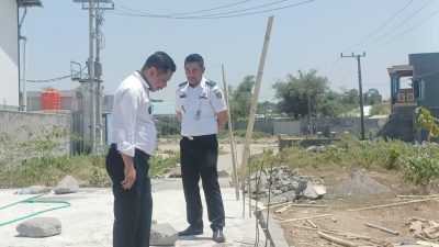 Camat Marusu dan Kades Temmappaduae Tinjau Pembangunan Jembatan Penghubung Dua Desa