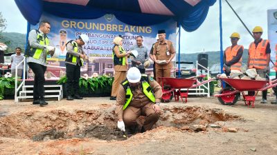 Hari Pertama Musrenbang, Pemkab Maros Letakan Batu Pertama Gedung RSUD Tipe D Camba