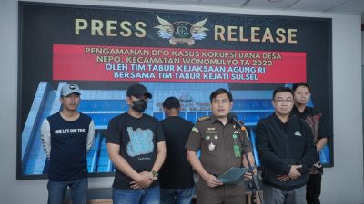 Tim Tabur Kejaksaan Agung RI Bersama Tim Tabur Kejati Sulsel Mengamankan Tersangka T, Buronan Kasus Tindak Pidana Korupsi Dana Desa Nepo, Kab. Polewali Manda T.A 2020