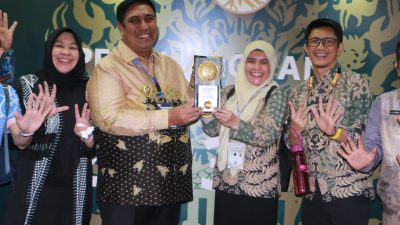 Maros Terima Piala Adipura 8 Kali,Chaidir Syam Ucapkan Terima Kasih Semua Elemen Atas Kerjasamanya
