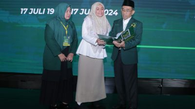 PBB Serahkan Dukungan Model B1 KWK ke Hati Kita Keren