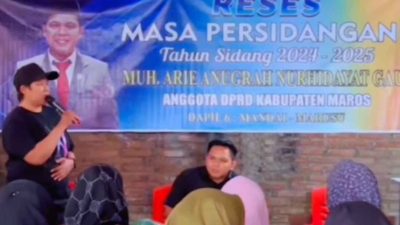 Puluhan Emak-Emak Hadir Pada Reses Perdana Anggota DPRD Kab.Maros Muh.Arie Anugrah Hidayat Di Griya Maros Indah Tamarampu