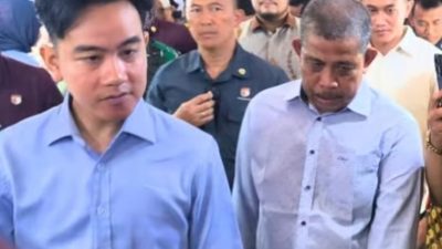 Wapres RI Kunjungi Pasar Tramo Kab.Maros Beli Cabai Dan Sayur