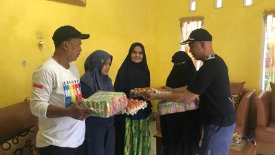 Gerak Cepat Anggota DPRD Maros, Sri Hastuti Hilli Bagikan Sembako Kepada Warga Yang Terdampak Banjir