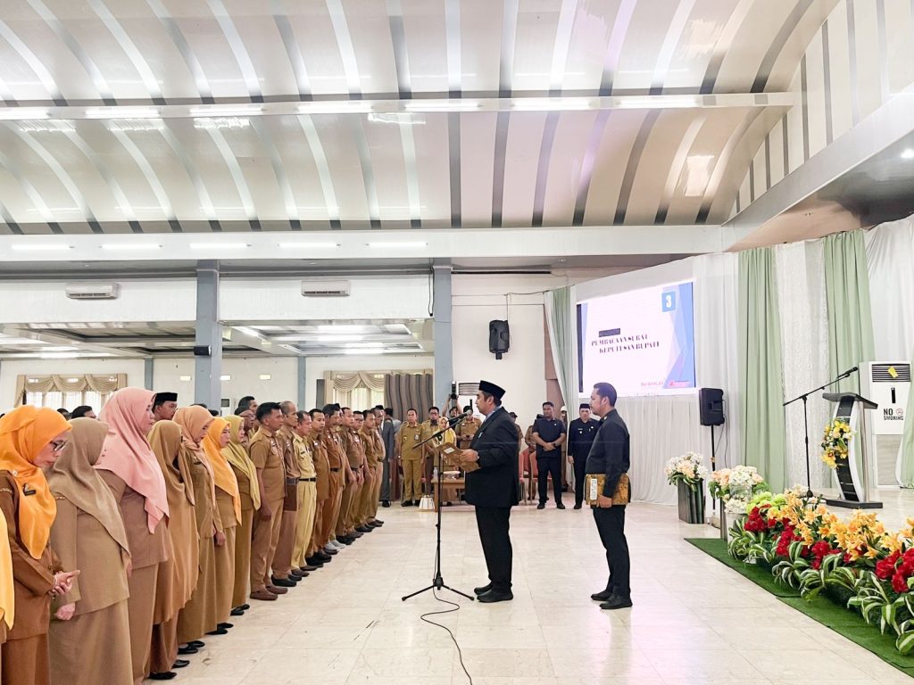 Rotasi Perdana di Sektor Pendidikan Maros: 36 Kepala Sekolah Digeser, Integritas dan Transparansi Ditekankan