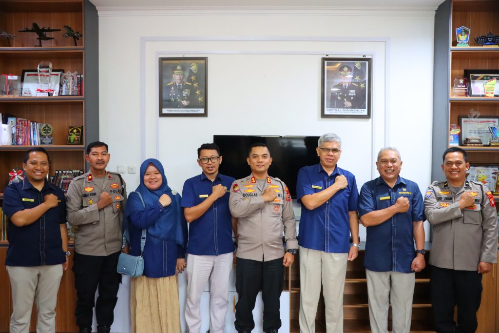 Polres Maros Terima Penghargaan Nilai Sempurna atas Pencapaian Pelaksanaan Keuangan Semester II Tahun 2024 dari KPPN Makassar