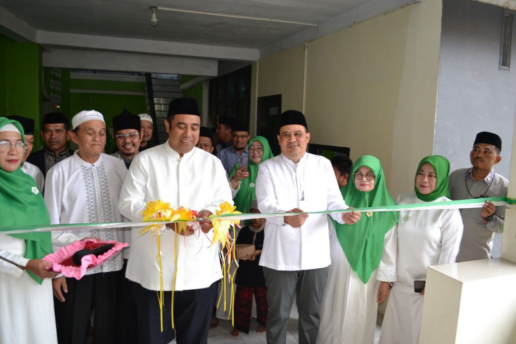 Tingkatkan Literasi Umat, Bupati Maros Resmikan Perpustakaan Masjid Ar-Rahim