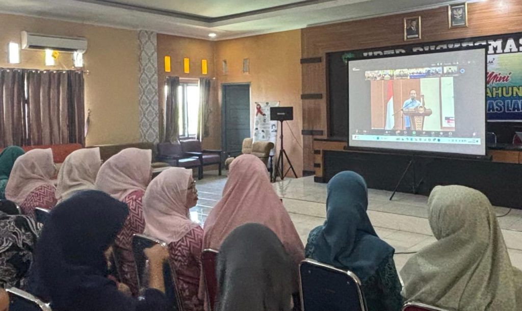 Ketua TP PKK Maros Ikuti Launching Gerakan Membaca Buku KIA Secara Virtual