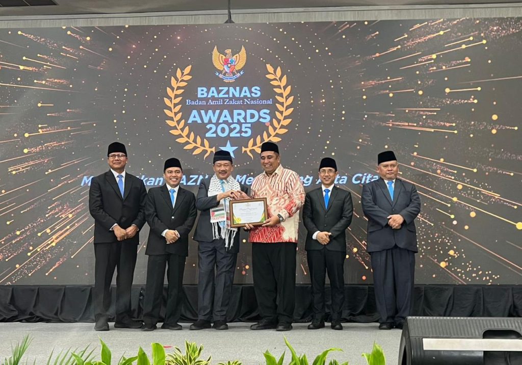 Simbol Kepemimpinan Berdampak: Bupati Maros Chaidir Syam Raih Baznas Award 2025 sebagai Kepala Daerah Pendukung Zakat