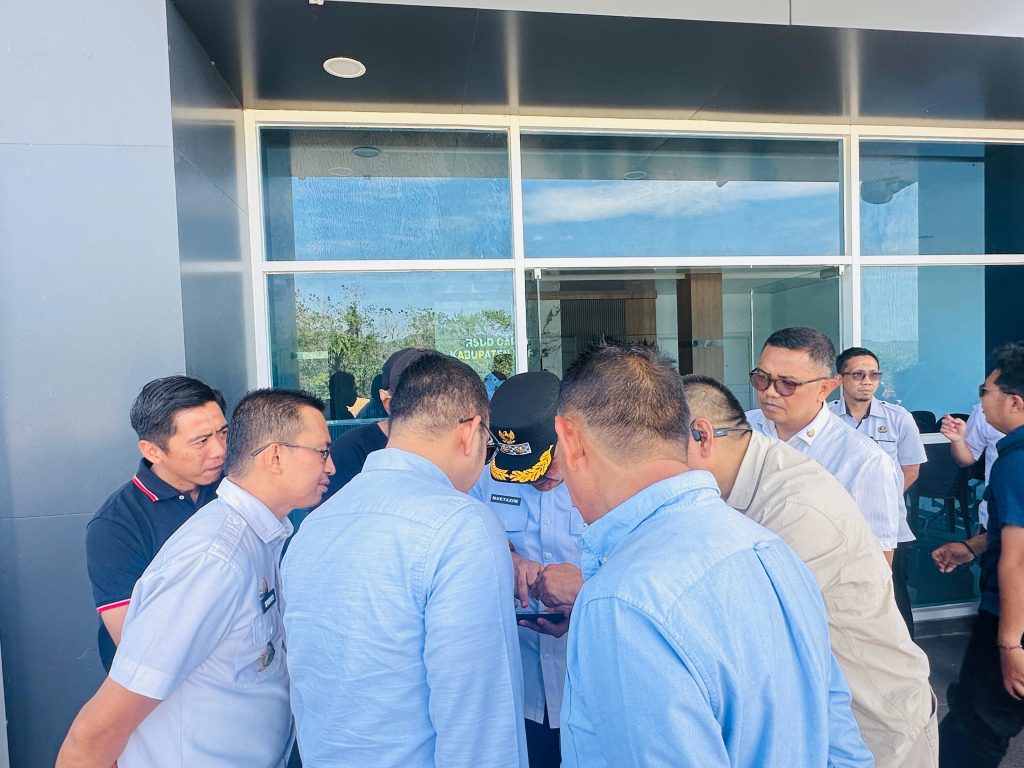 Sinergi Kemanusiaan: Andi Patarai Amir, Bupati Maros, Apresiasi ‘Kk Ai’ Wujudkan Masjid RSUD Camba untuk Dukungan Holistik