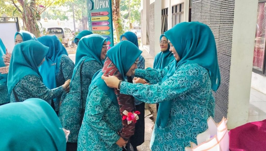 Jejak Pelangi di Mattirotasi: Merajut Masa Depan Keluarga Maros