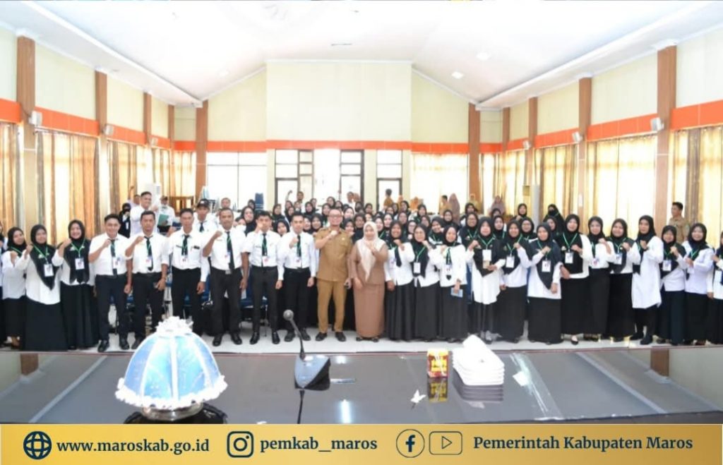 Fondasi Kuat Pelayanan Publik: Sekda Maros Bekali PPPK Angkatan I dan II dengan Manajemen ASN Profesional