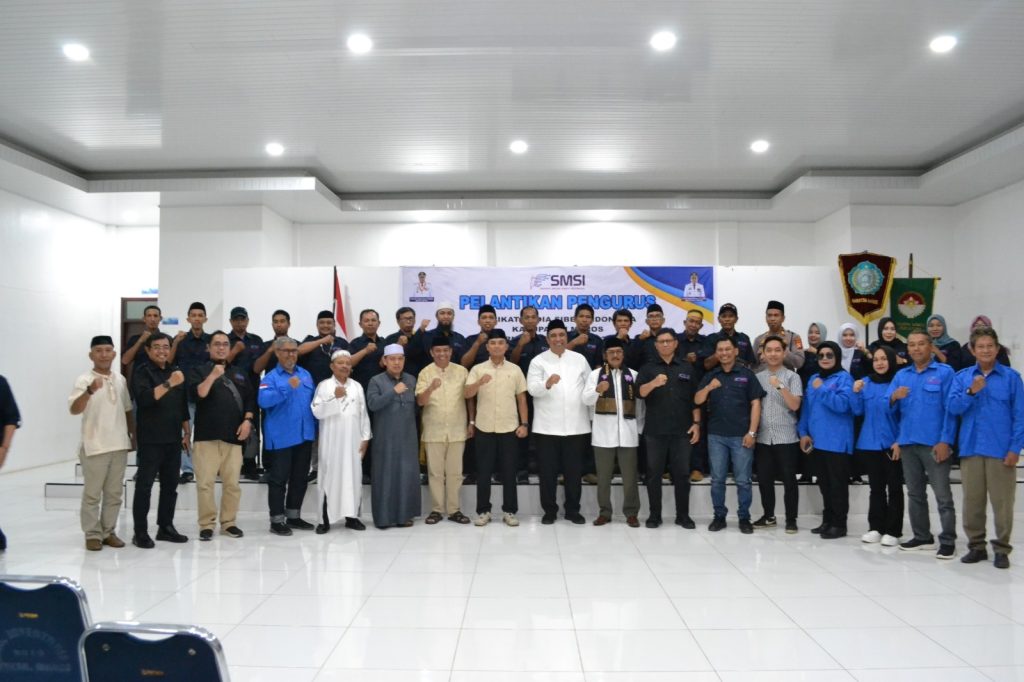 Bupati Maros Chaidir Syam Hadiri Pelantikan Pengurus SMSI