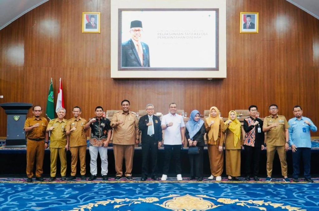 Anggota Komisi II DPR RI Taufan Pawe Pantau Tata Kelola Pemerintahan di Maros, Disambut Hangat Chaidir Syam