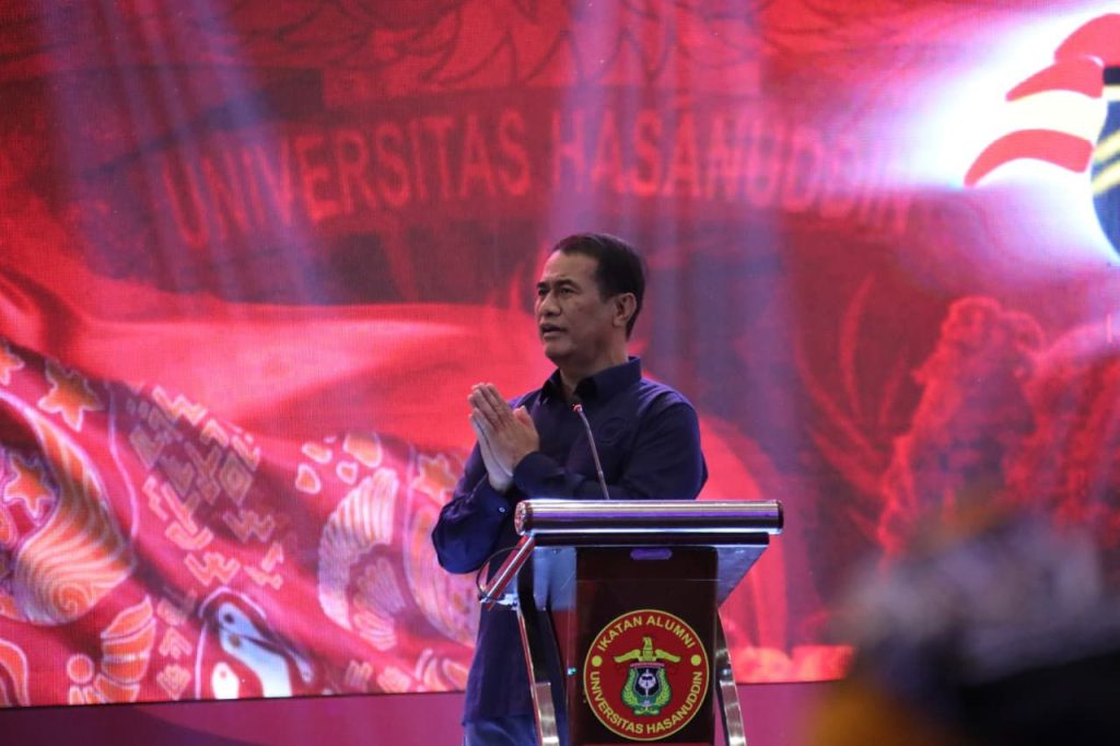 Andi Amran Sulaiman Kembali Terpilih Sebagai Ketua Umum IKA Unhas 2026–2030 Secara Aklamasi
