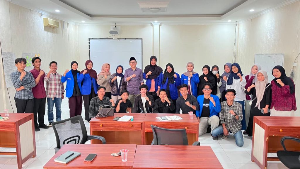 Menjahit Perubahan dengan “Kurikulum Cinta”: Langkah Progresif KOPRI PMII Kota Makassar