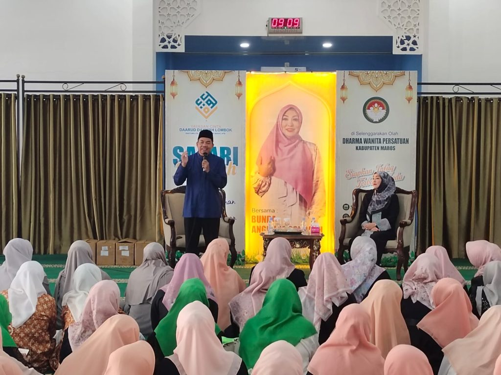 Gelar Safari Dakwah Bersama Angelina Sondakh, DWP Maros Ajak Perempuan Benteng Keimanan Lewat Al-Qur’an