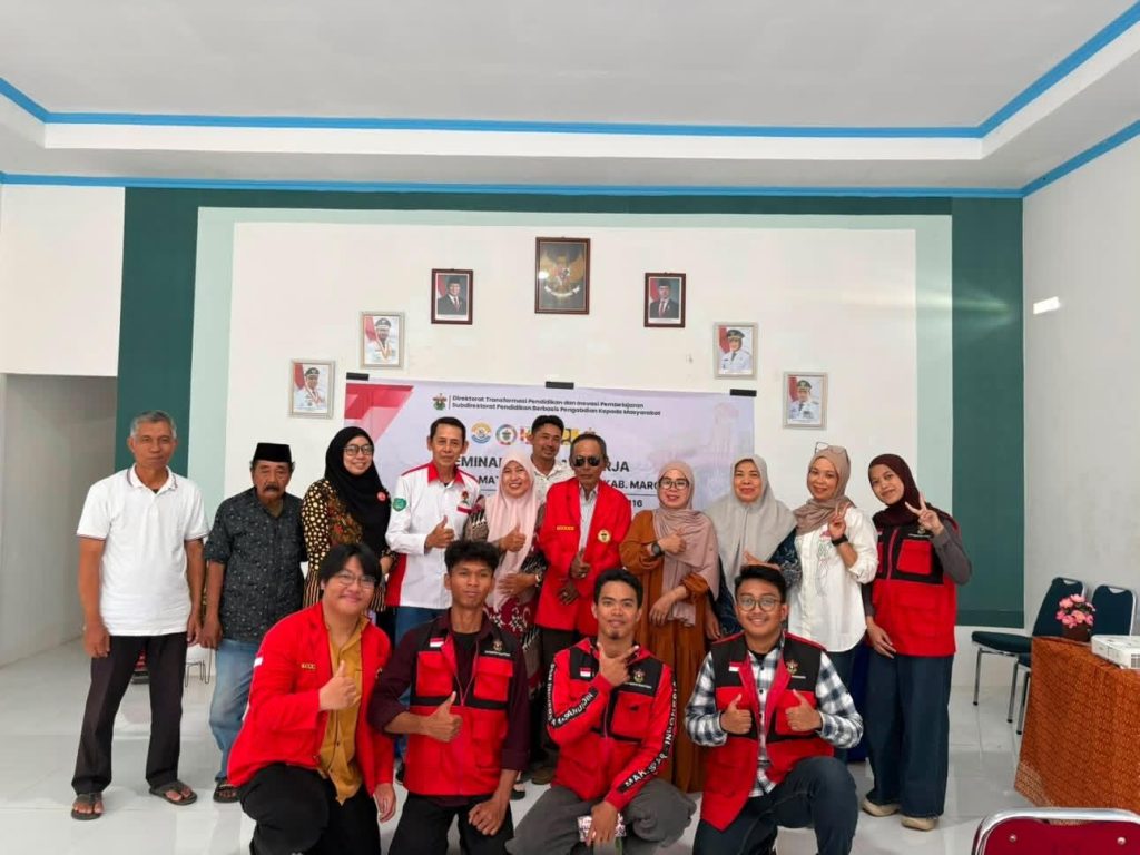 Dukung Digitalisasi Desa, Mahasiswa KKN-T Unhas Serahkan Website Resmi kepada Pemerintah Desa Bonto Mate’ne