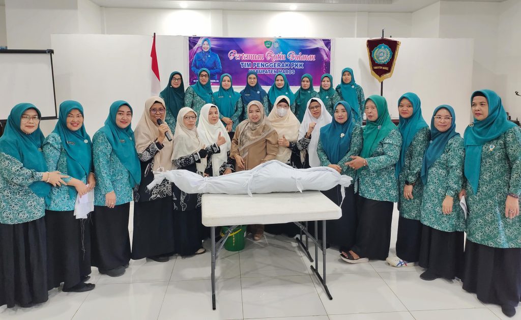 TP-PKK Maros Tingkatkan Pengetahuan Kader Melalui Praktik Penyelenggaraan Jenazah